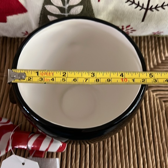 Hallmark Penguin Treat Dish - NWT - Picture 3 of 8